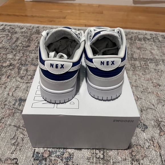 Nike Dunks - Woman’s size 8 - brand new - Picture 6 of 6